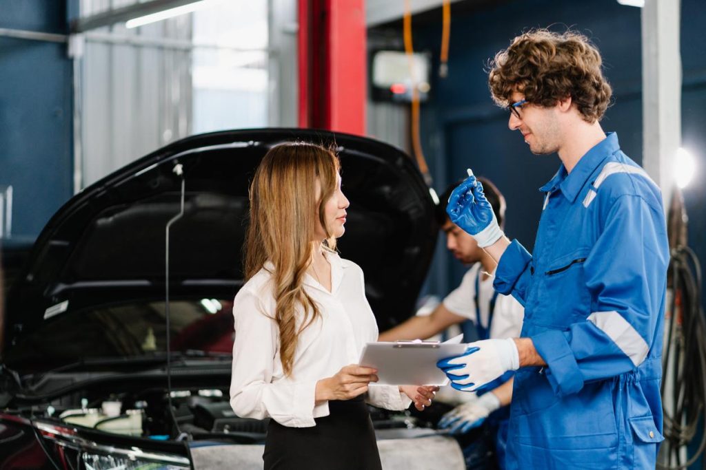 Service après-vente en mécanique automobile